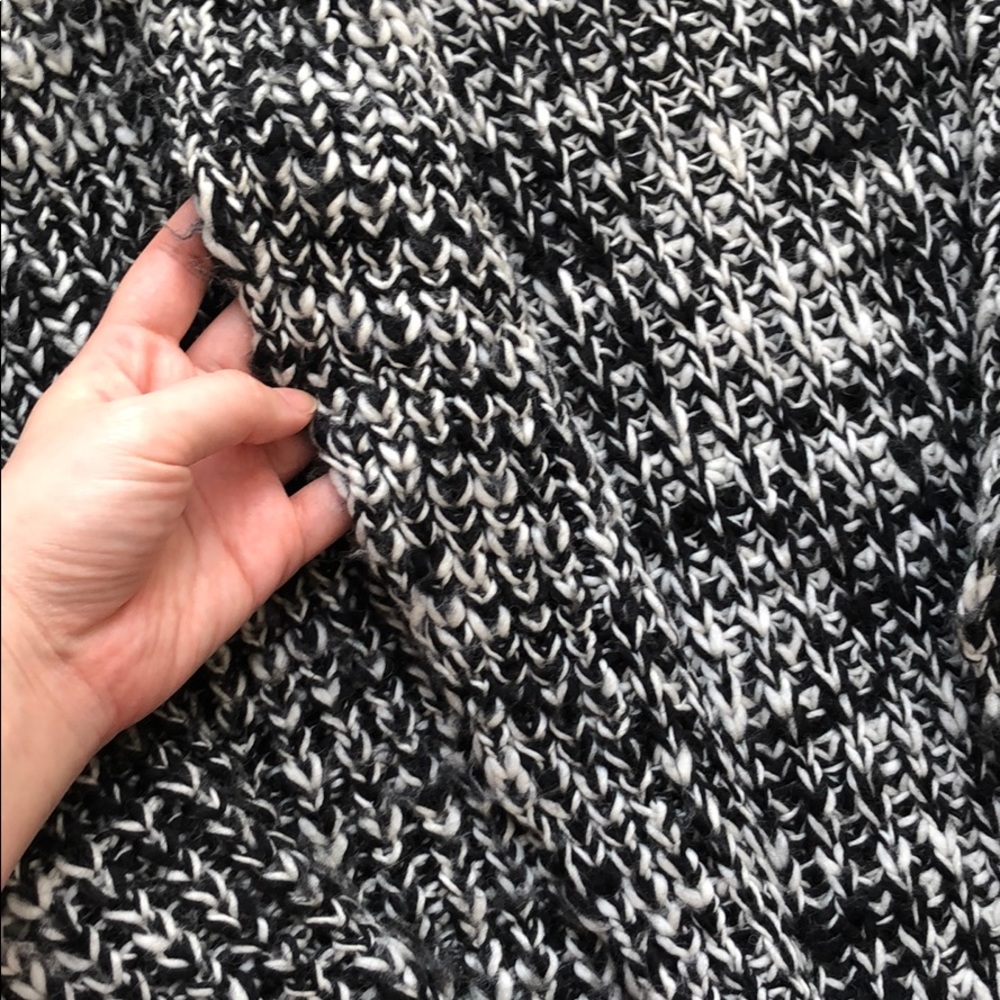 H&M Knit Cardigan - Picture 3 of 7